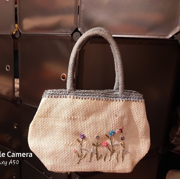 Handbags - A very dainty canvas purse.